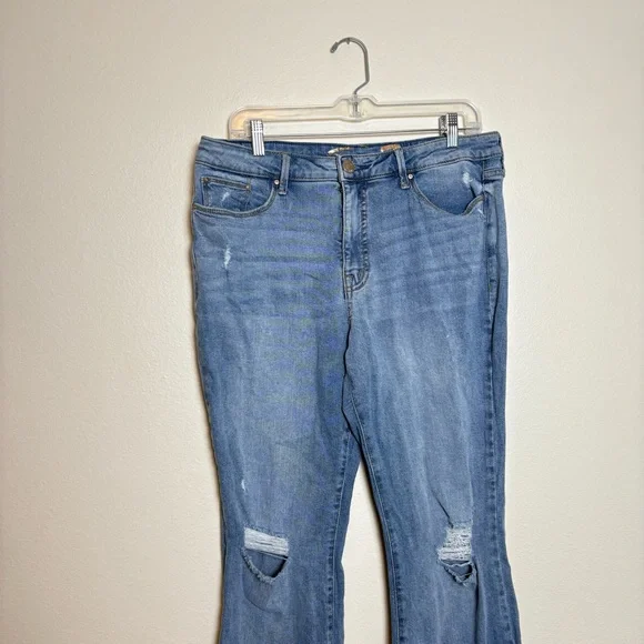 Seven7 Felicity High Rise Slim Flare Jeans Distressed Light Wash - Picture 7 of 7